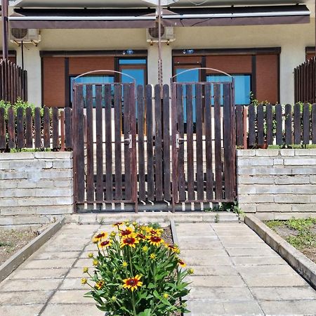 Trs Apartments Sosopol Exterior foto